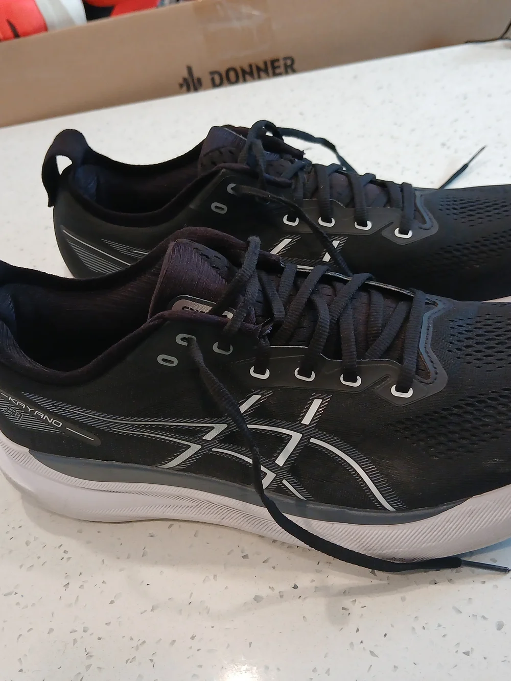 Asics Gel-Kayano 31 Mens Size 14 Black White Athletic Running Shoes Sneakers